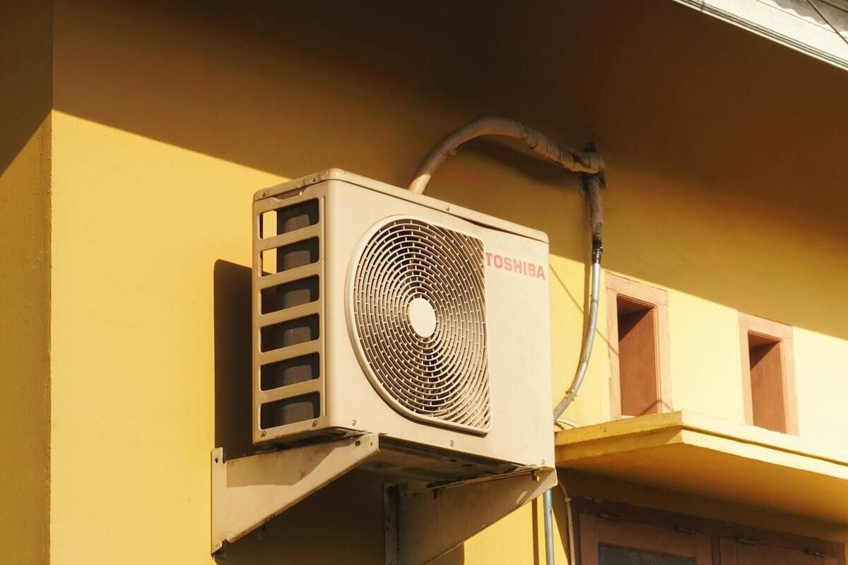 air conditioner repair on VisCorner